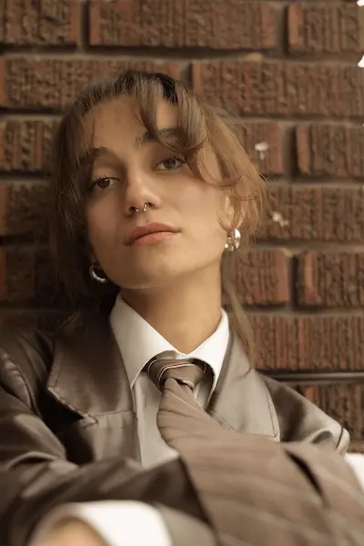 INÈS